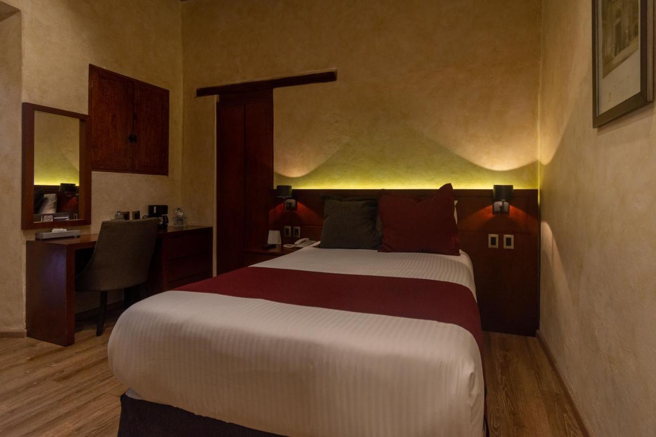 Hotel Madero Querétaro Екстериор снимка