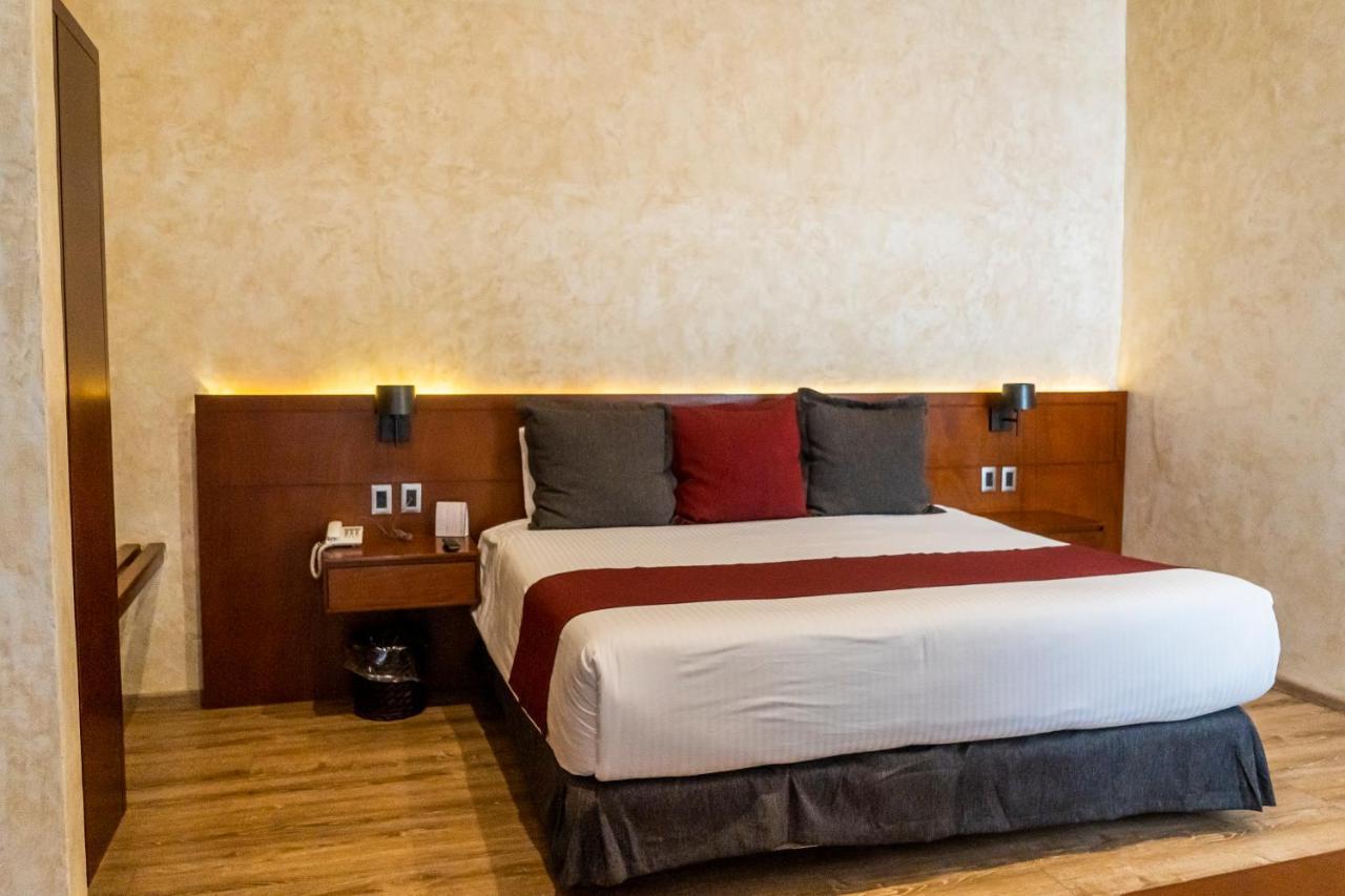 Hotel Madero Querétaro Екстериор снимка